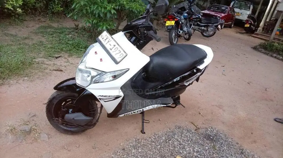 Honda Dio 2012 Motorbike (Used)