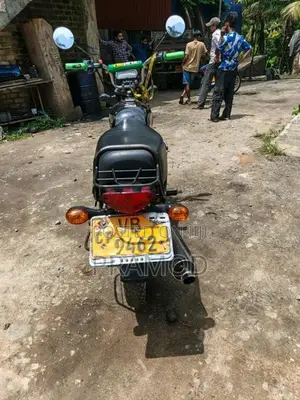 Bajaj Boxer 2008 Motorbike (Used)
