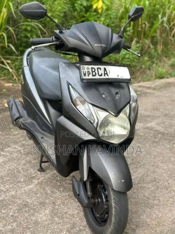 Honda Dio 2015 Motorbike (Used)