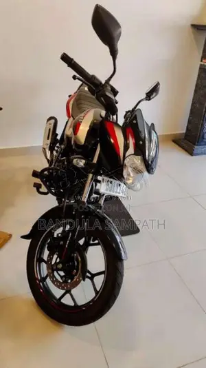 Bajaj Discover 2024 Motorbike (Used)