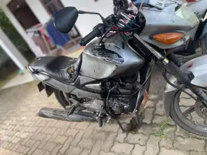 Honda CBZ- XTREM 2008 Motorbike (Used)