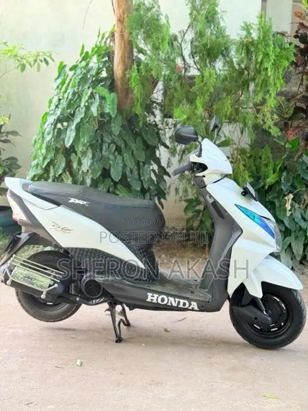Honda Dio 2013 Motorbike (Used)