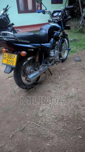 Bajaj CT-100 2015 motorcycle (Used)