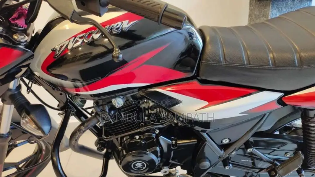 Bajaj Discover 2024 Motorbike (Used)