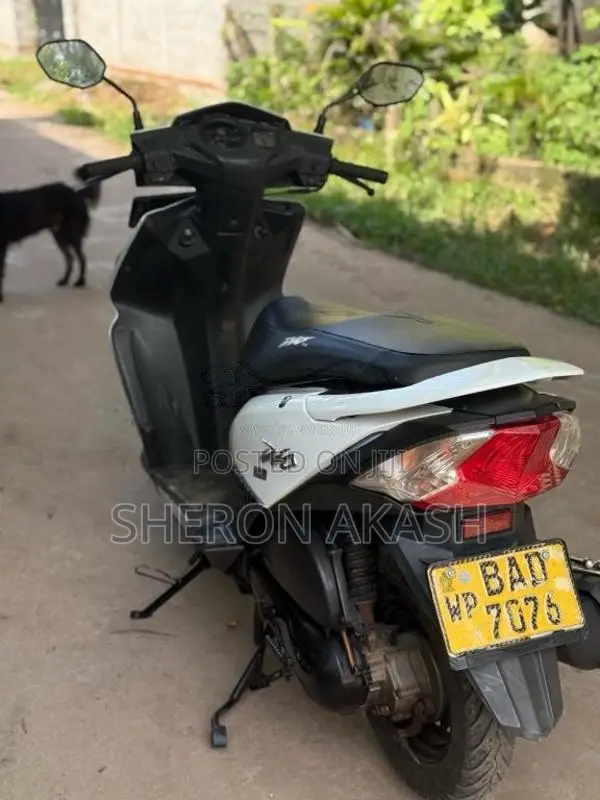 Honda Dio 2013 Motorbike (Used)