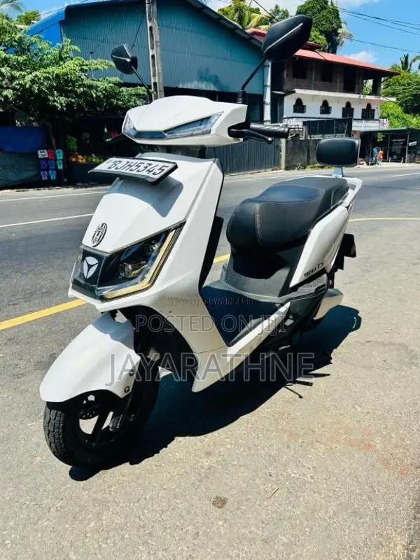 Yadea T5 2024 Motorbike (Used)