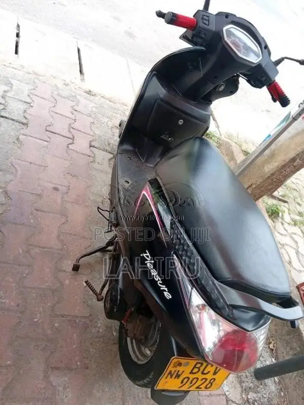 Hero Pleasure 2015 Motorbike (Used)