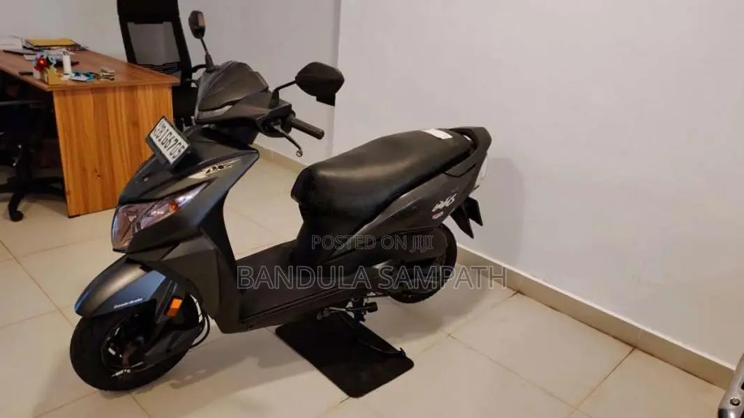 Honda Dio 2019 Motorbike (Used)