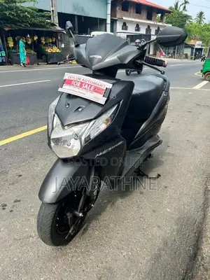 Honda Dio 2015 Motorbike (Used)