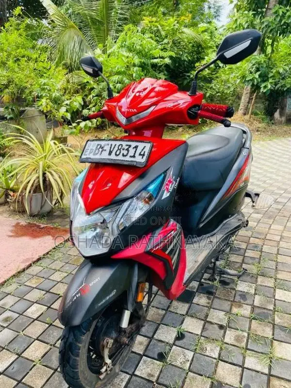 Honda Dio 2017 Motorbike (Used)