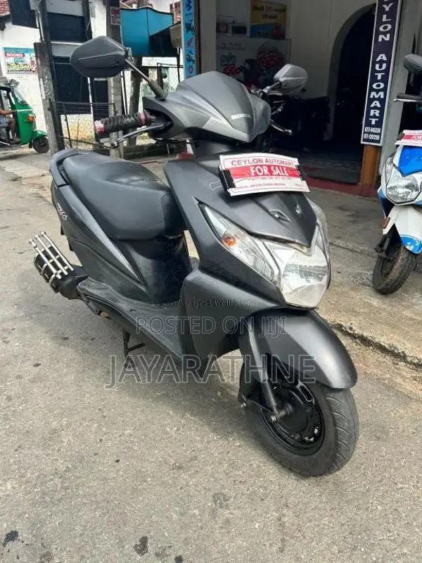 Honda Dio 2015 Motorbike (Used)