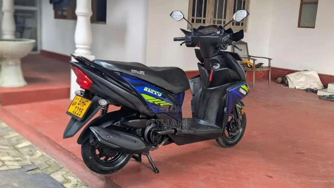 Yamaha Ray ZR Street Rally 2018 motorcycle (Used)