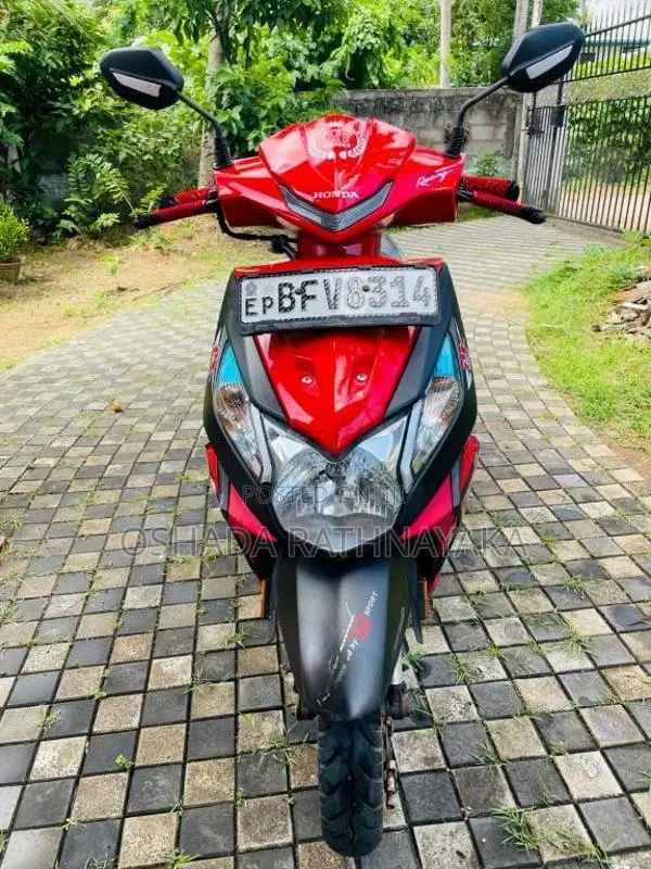Honda Dio 2017 Motorbike (Used)