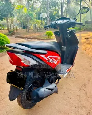 Honda Dio 2015 Motorbike (Used)