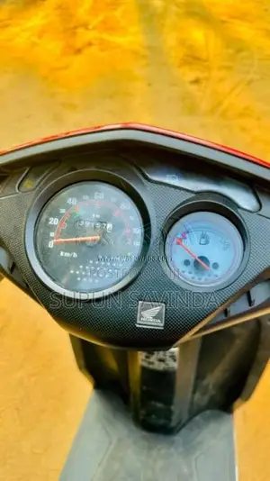 Honda Dio 2015 Motorbike (Used)
