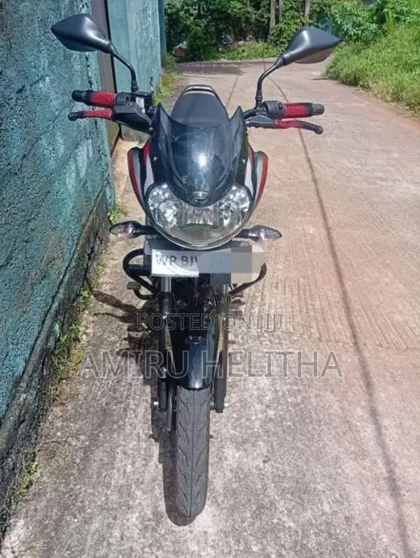 Bajaj Discover 2025 Motorbike (Used)