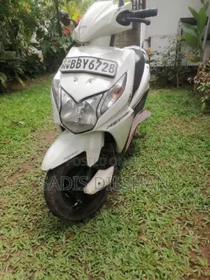 Honda Dio 2015 Motorbike (Used)