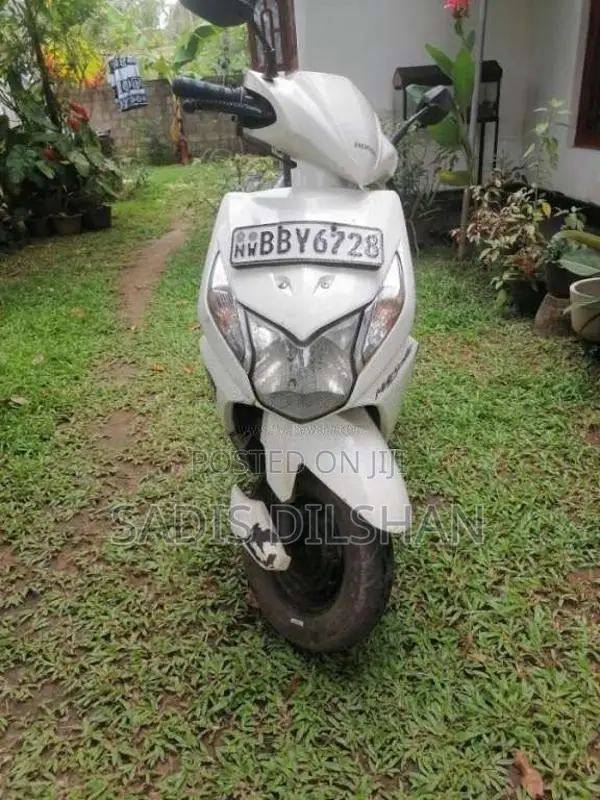 Honda Dio 2015 Motorbike (Used)