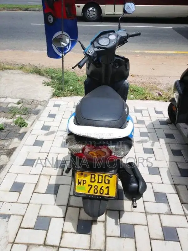 Honda Dio 2016 Motorbike (Used)