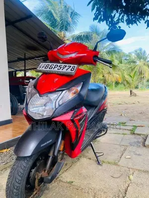 Honda Dio 2018 Motorbike (Used)