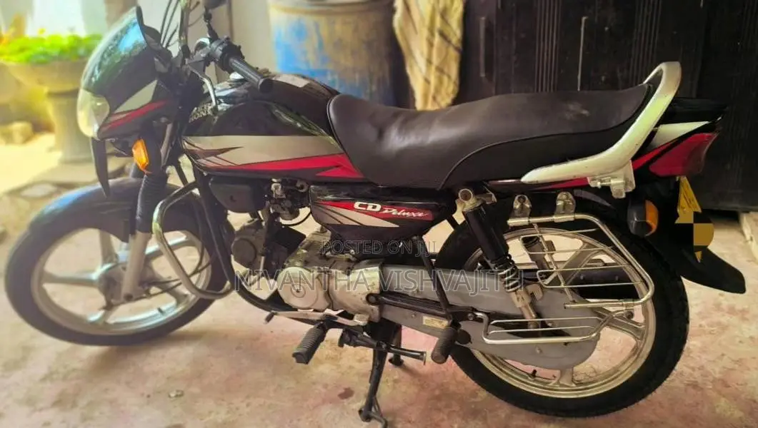 Hero-Honda CD Deluxe 2012 Motorbike (Used)