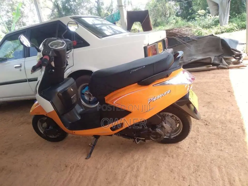 Hero Pleasure 2015 Motorbike (Used)