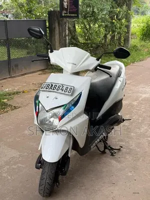 Honda Dio 2013 Motorbike (Used)