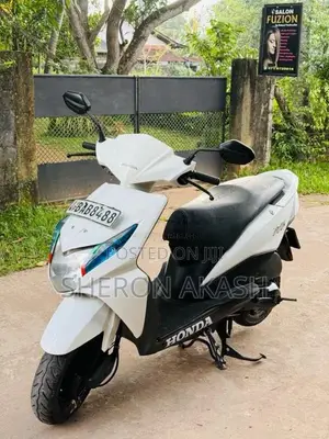 Honda Dio 2013 Motorbike (Used)