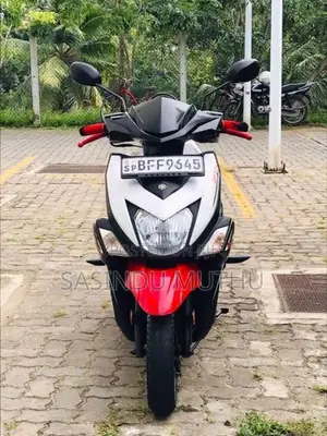 Yamaha ZR 2017 Motorbike (Used)