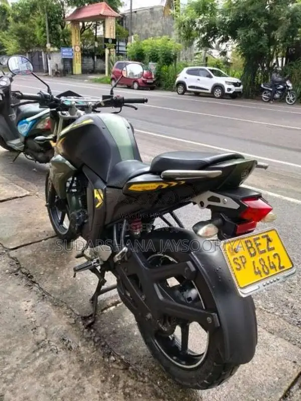 Yamaha Fz Version 2 2017 Motorbike (Used)