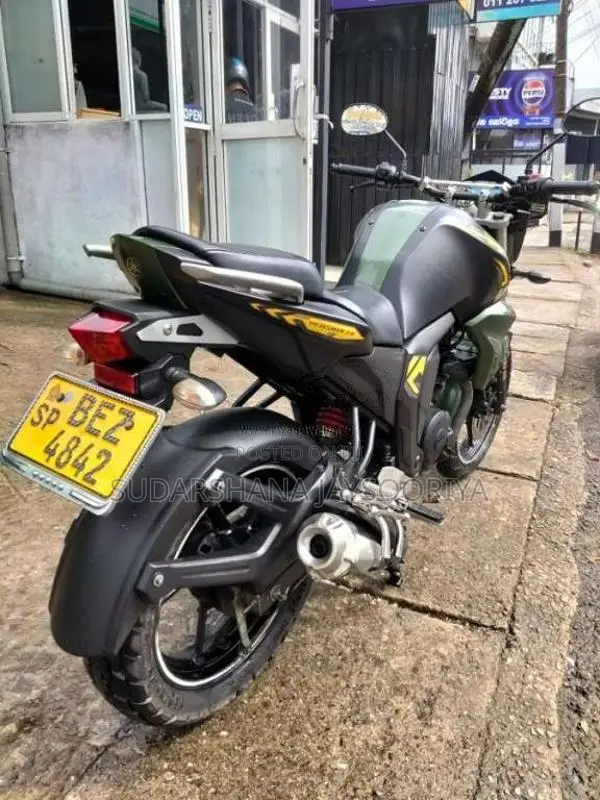 Yamaha Fz Version 2 2017 Motorbike (Used)