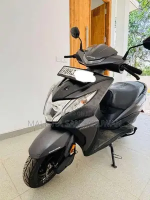 Honda DIO 2018 Motorbike (Used)