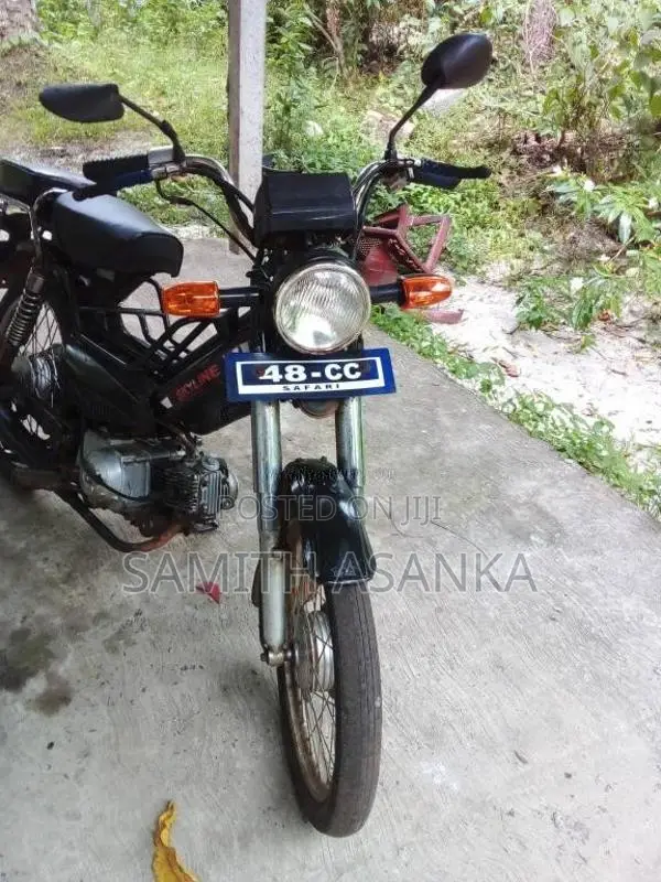 Sakai Safari 2010 Motorbike (Used)