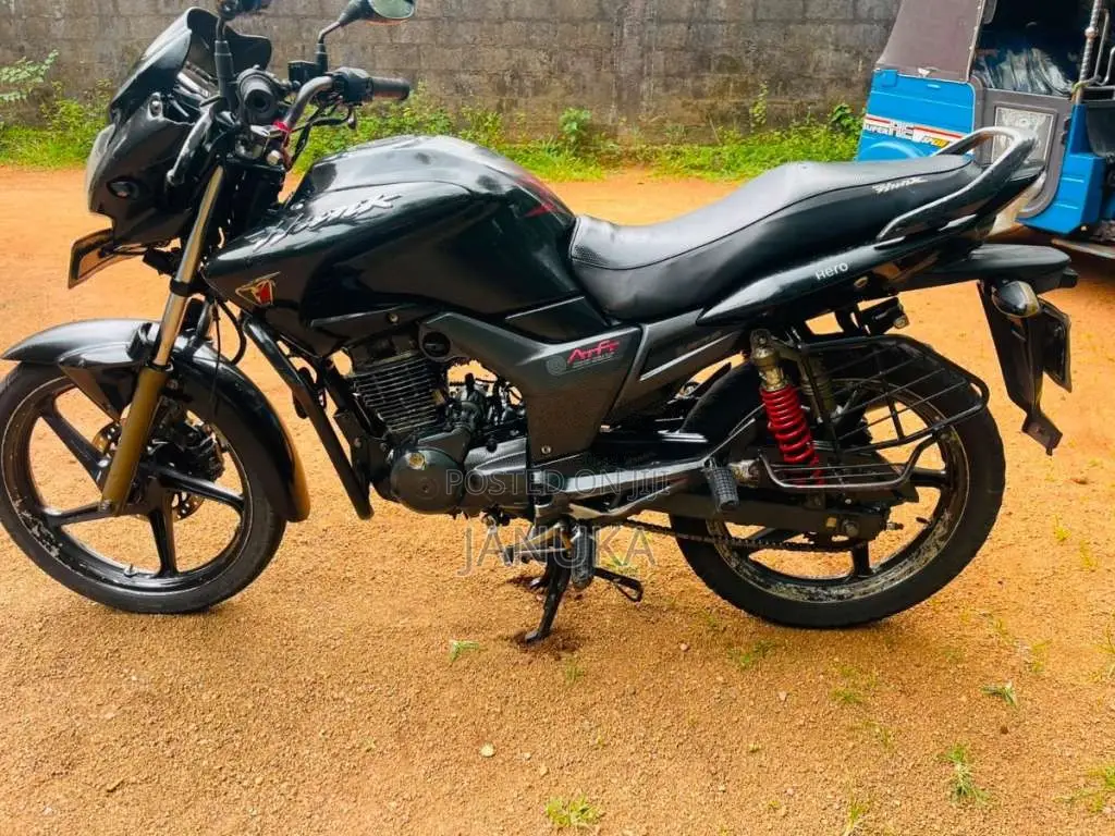 Hero Hunk 2014 Motorbike (Used)