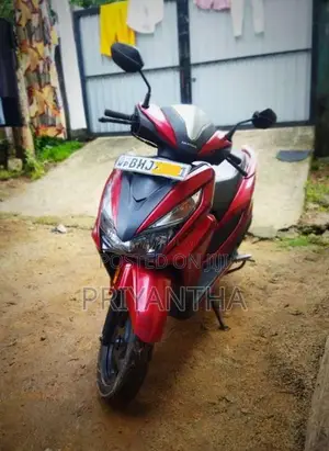 Honda Grazia 2018 Motorbike (Used)