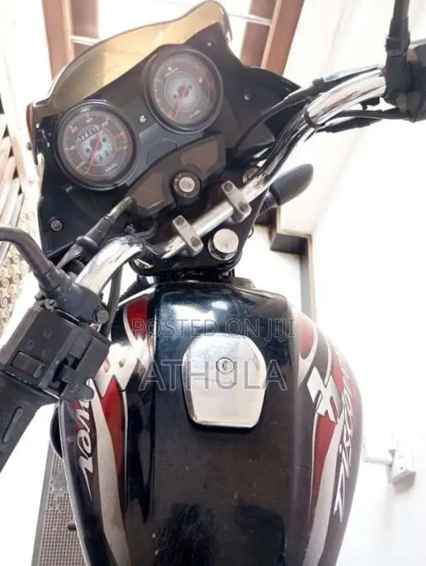Bajaj Discover 100 2014 Motorbike (Used)