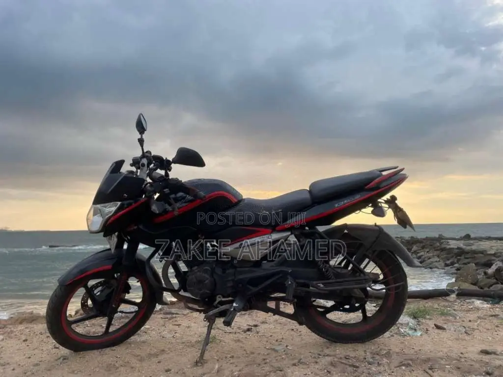 Bajaj Pulsar 135 LS 2011 Motorbike (Used)
