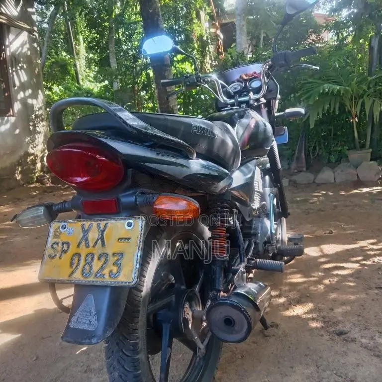 Bajaj Platina 2012 Motorbike (Used)