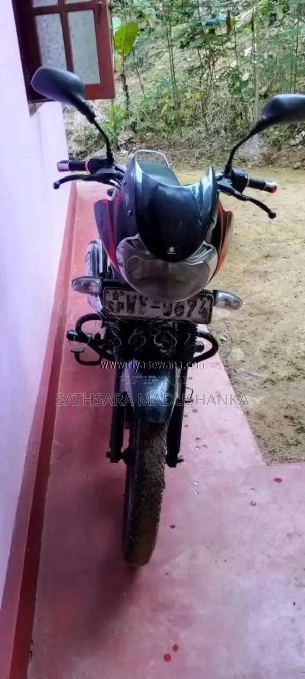 Bajaj Discover 100 2011 Motorbike (Used)
