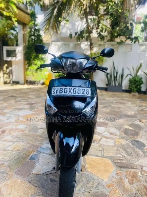 Yamaha Alpha 2014 Motorbike (Used)