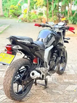 Yamaha FZ 2017 Motorbike (Used)