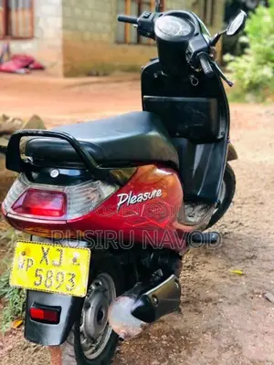 Hero Pleasure 2012 Motorbike (Used)