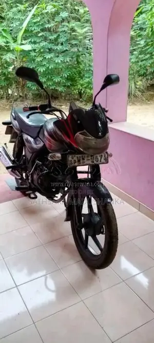 Bajaj Discover 100 2011 Motorbike (Used)