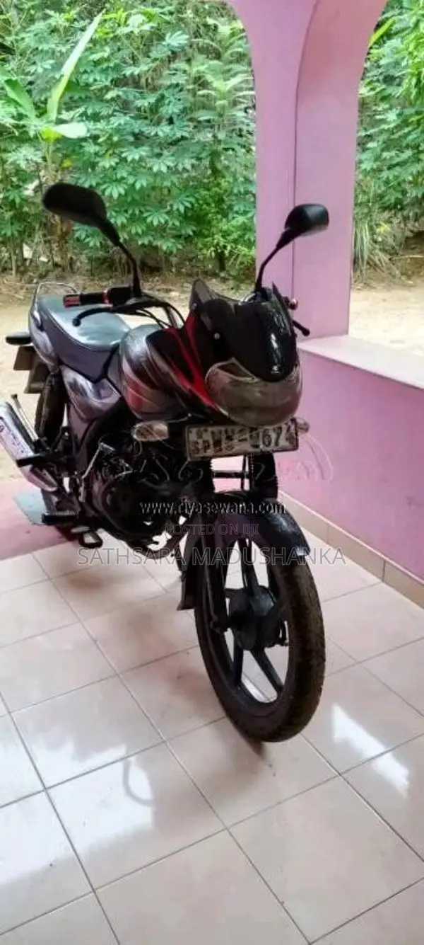 Bajaj Discover 100 2011 Motorbike (Used)