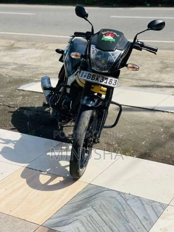 Mahindra Centuro 2014 Motorbike (Used)