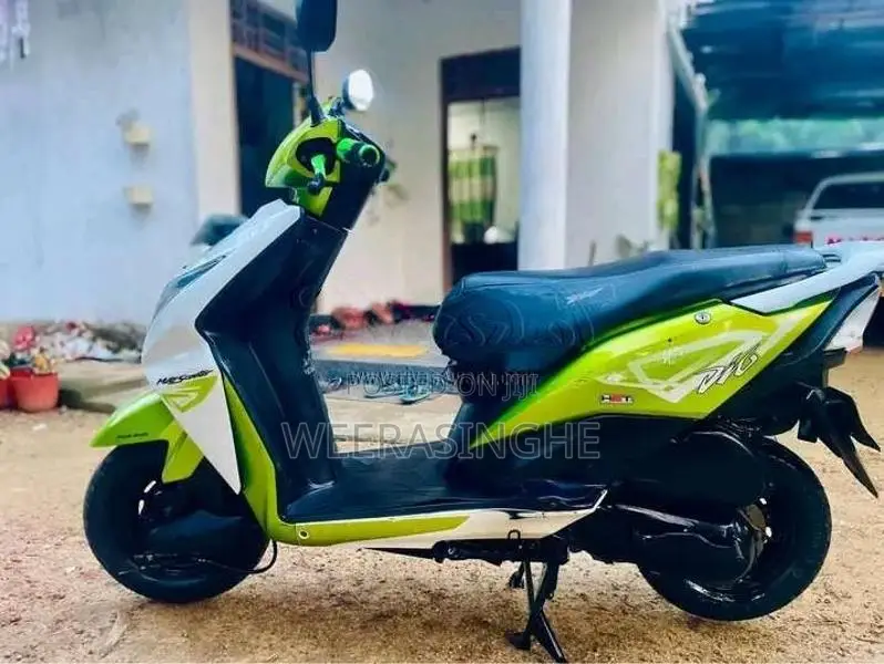 Honda Dio 2015 Motorbike (Used)