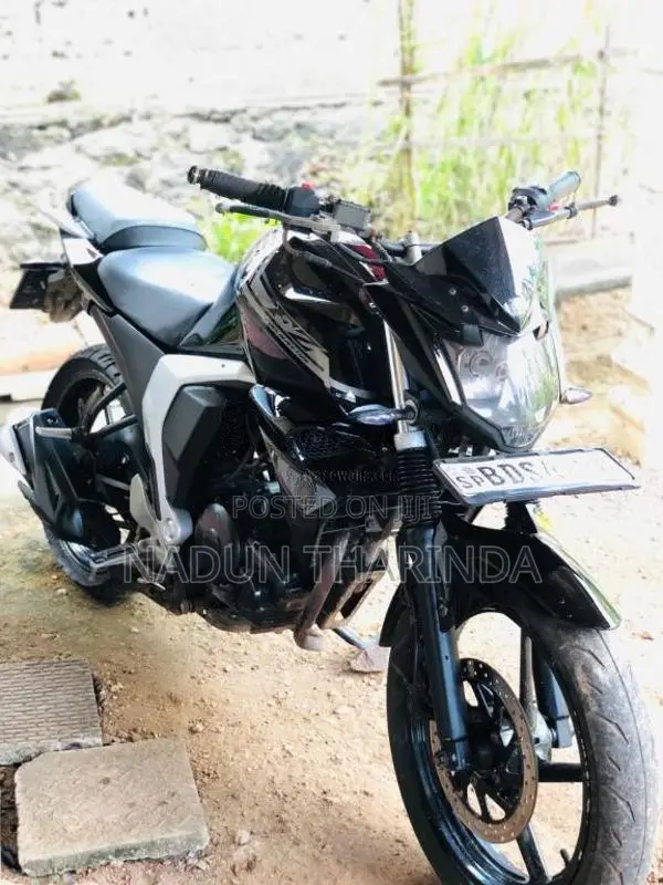 Yamaha FZ 2015 Motorbike (Used)