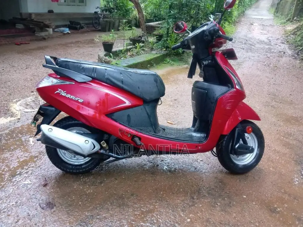Hero Pleasure 2014 Motorbike (Used)