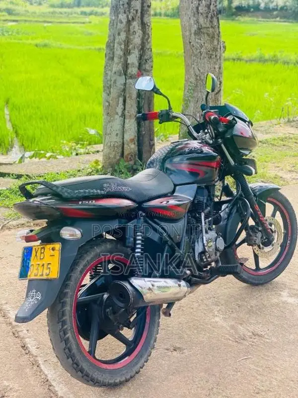 Bajaj Discover 2012 Motorbike (Used)