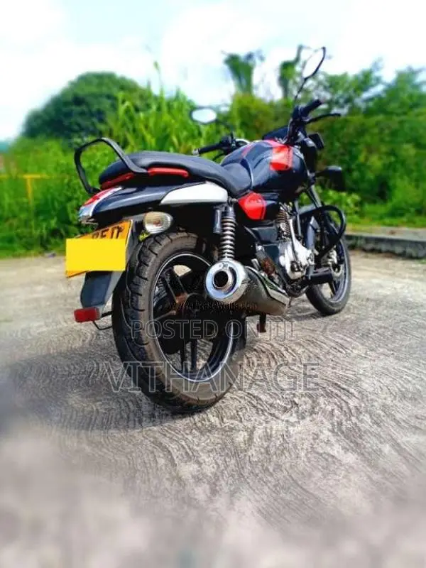 Bajaj V15 2016 Motorbike (Used)